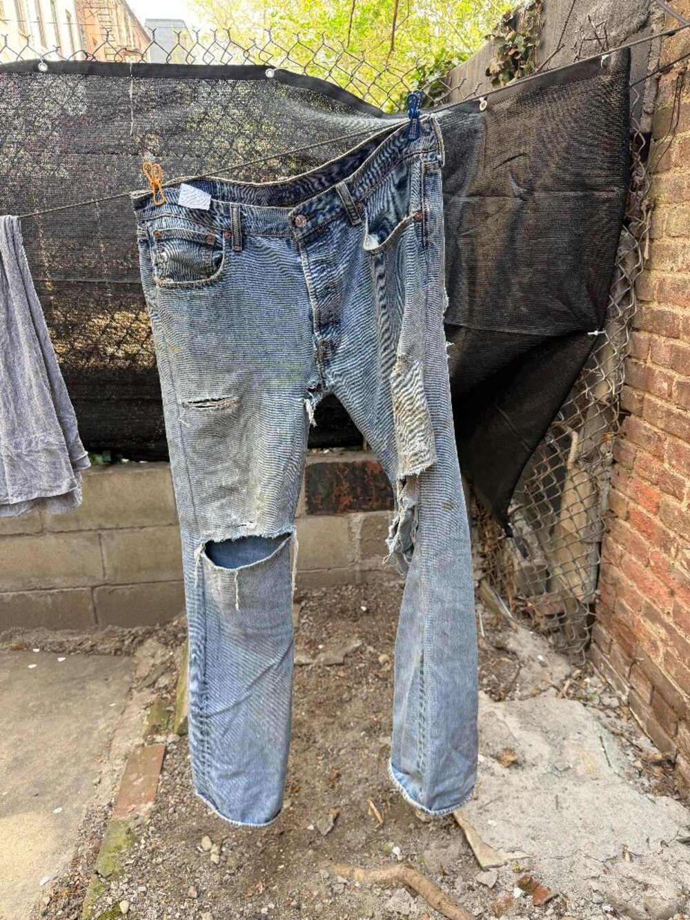 Vintage Distressed Denim Jeans – Ripped Grunge Workwear Pants